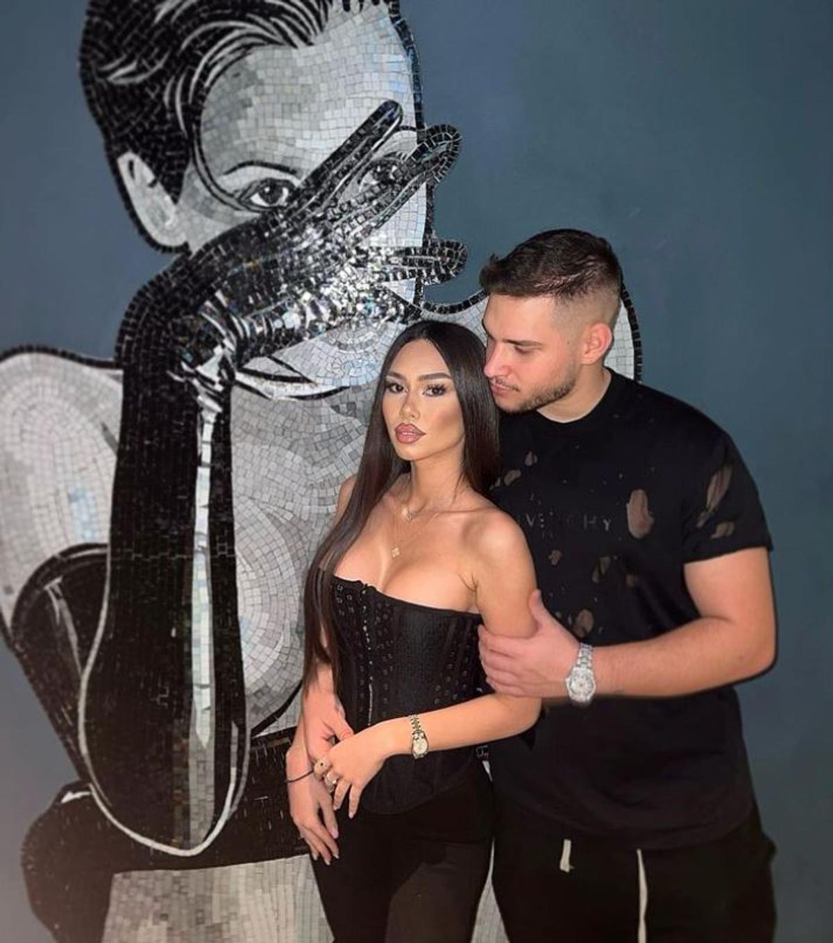 Angelo, fiul lui Cristi Borcea, a învățat de la tatăl lui! Își răsfață iubita în vacanțe scumpe și restaurante de lux