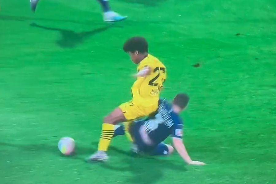 Danilo Soares l-a faultat evident în propriul careu pe Karim Adeyemi La nemți se poate! Arbitrul a ieșit public și a recunoscut greșeala care poate decide titlul în Bundesliga: „N-am putut dormi, m-am zvârcolit toată noaptea”
