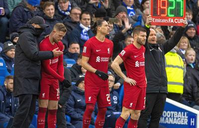 Se destramă trupa lui Klopp! Un alt campion cu Liverpool pleacă în vară
