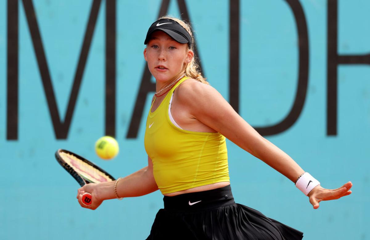 O nouă senzație în circuitul WTA: s-a calificat în optimi la Madrid chiar în ziua în care a împlinit 16 ani