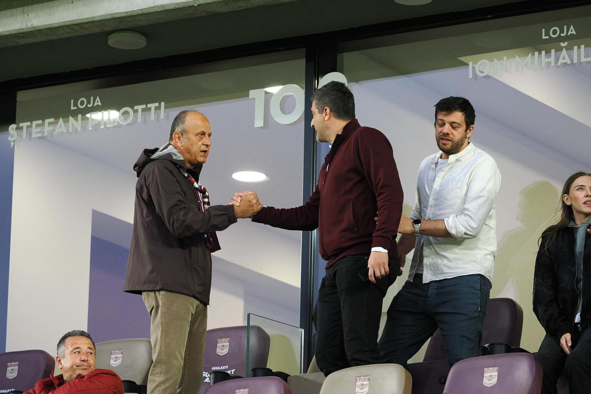 Dan Șucu, Victor Angelescu și Daniel Niculae, înainte de Rapid - Craiova