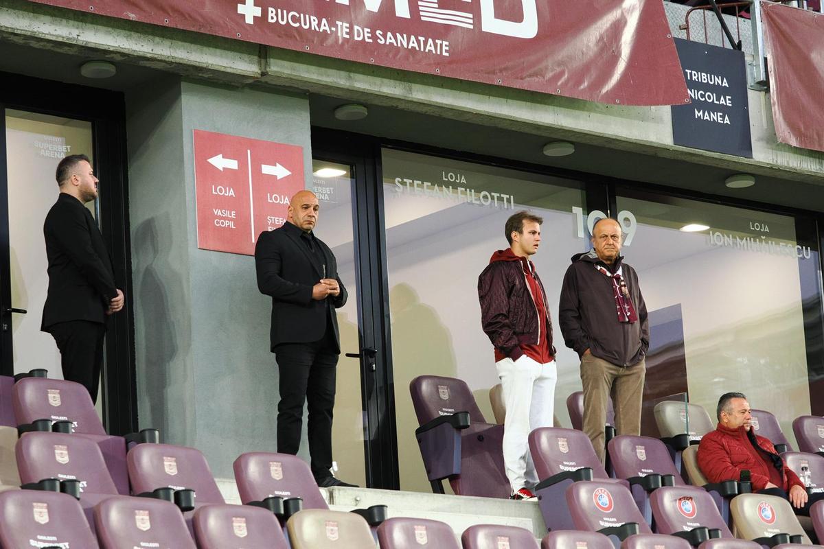 Dan Șucu, Victor Angelescu și Daniel Niculae, înainte de Rapid - Craiova
