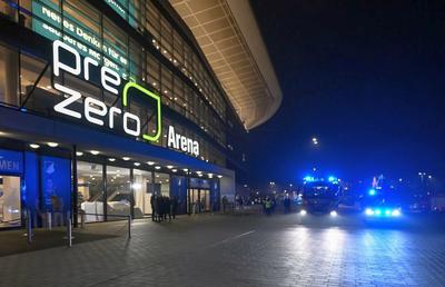 Alarmă de incendiu după meciul din Bundesliga: „Le-am spus jucătorilor să dea foc terenului, dar nu mă gândeam c-o iau chiar în serios!”