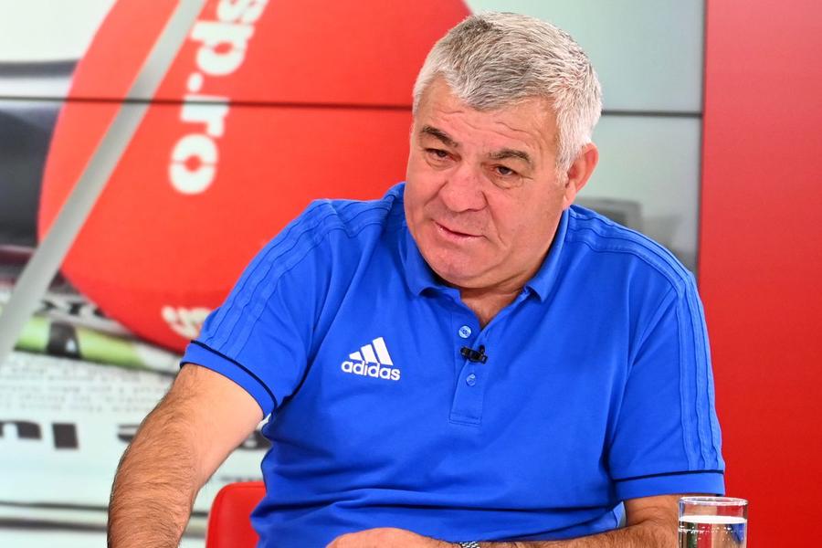 Marin Barbu în studioul Gazetei Sporturilor Omul care a umilit-o pe Dinamo speră într-o salvare de zile mari a „câinilor”: „Un antrenor român era mai nimerit” + Cum i-a „încins” pe unii jucători care au ajuns campioni