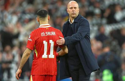 Îl „înțeapă” pe Klopp?! Ce a spus Salah după ce Liverpool a câștigat titlul