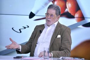 Cornel Dinu, exploziv la GSP Live: „Ilie Dumitrescu să tacă! A antrenat mahalale” + „Stanciu este un molâu și Ianis cu atât mai depărtat”