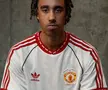 Fanii au luat foc când au văzut tricoul retro lansat de Manchester United: „Mai multe produse decât victorii” » Are un preț uriaș