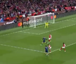 Keith Hackett spune că PSG putea primi penalty în meciul cu Arsenal