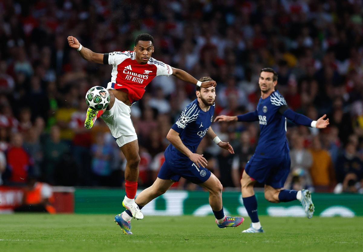 Arsenal - PSG, duel de foc în semifinalele Ligii Campionilor