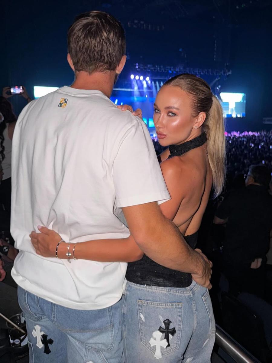 Tallon Griekspoor și Anastasia Potapova la un concert în decembrie 2025 Foto: Instagram Prima lucky loser din istoria turneului de la Madrid calificată în semifinale: „Îi mulțumesc iubitului meu, a venit la timp și m-a salvat”