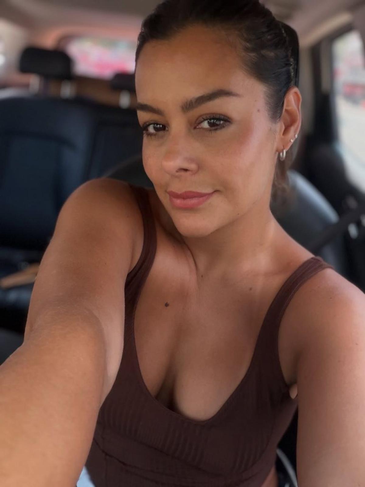 Cum arată acum Larissa Riquelme, fotomodelul devenit celebru la Mondialul din Africa de Sud