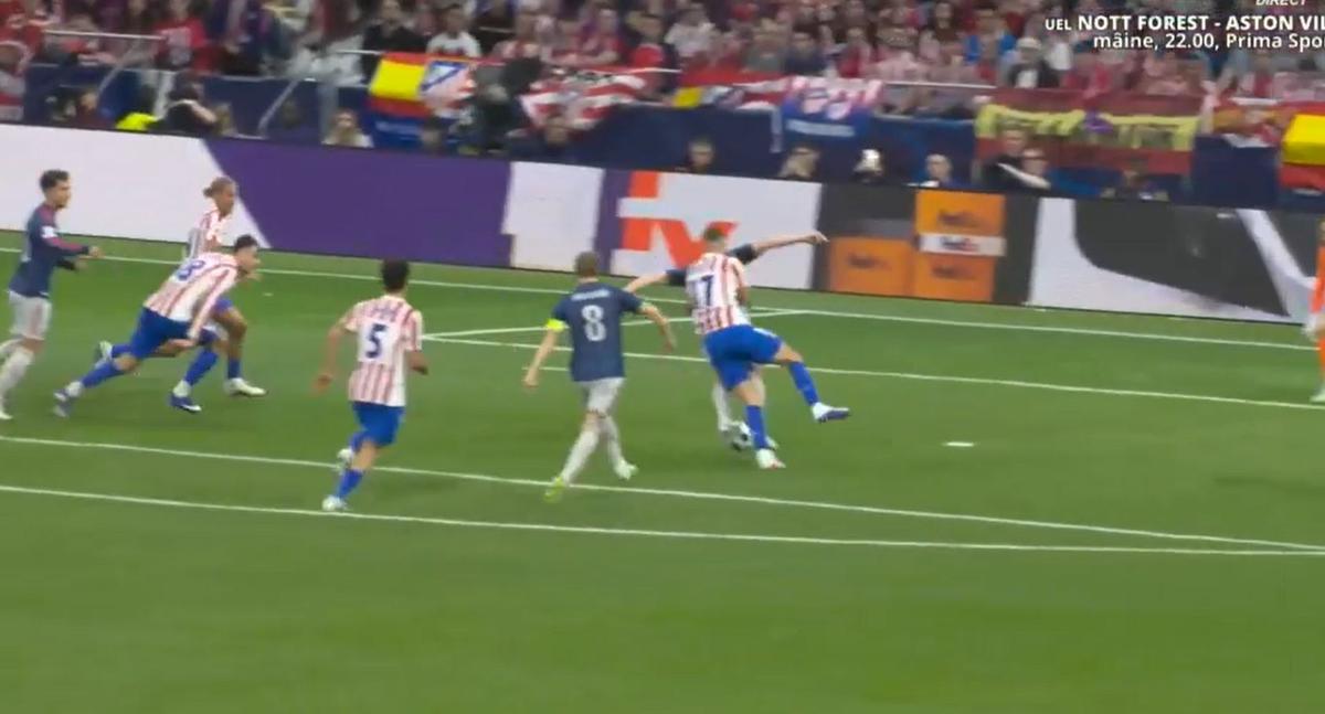 Penalty controversat în Atletico - Arsenal » Verdictul specialistului