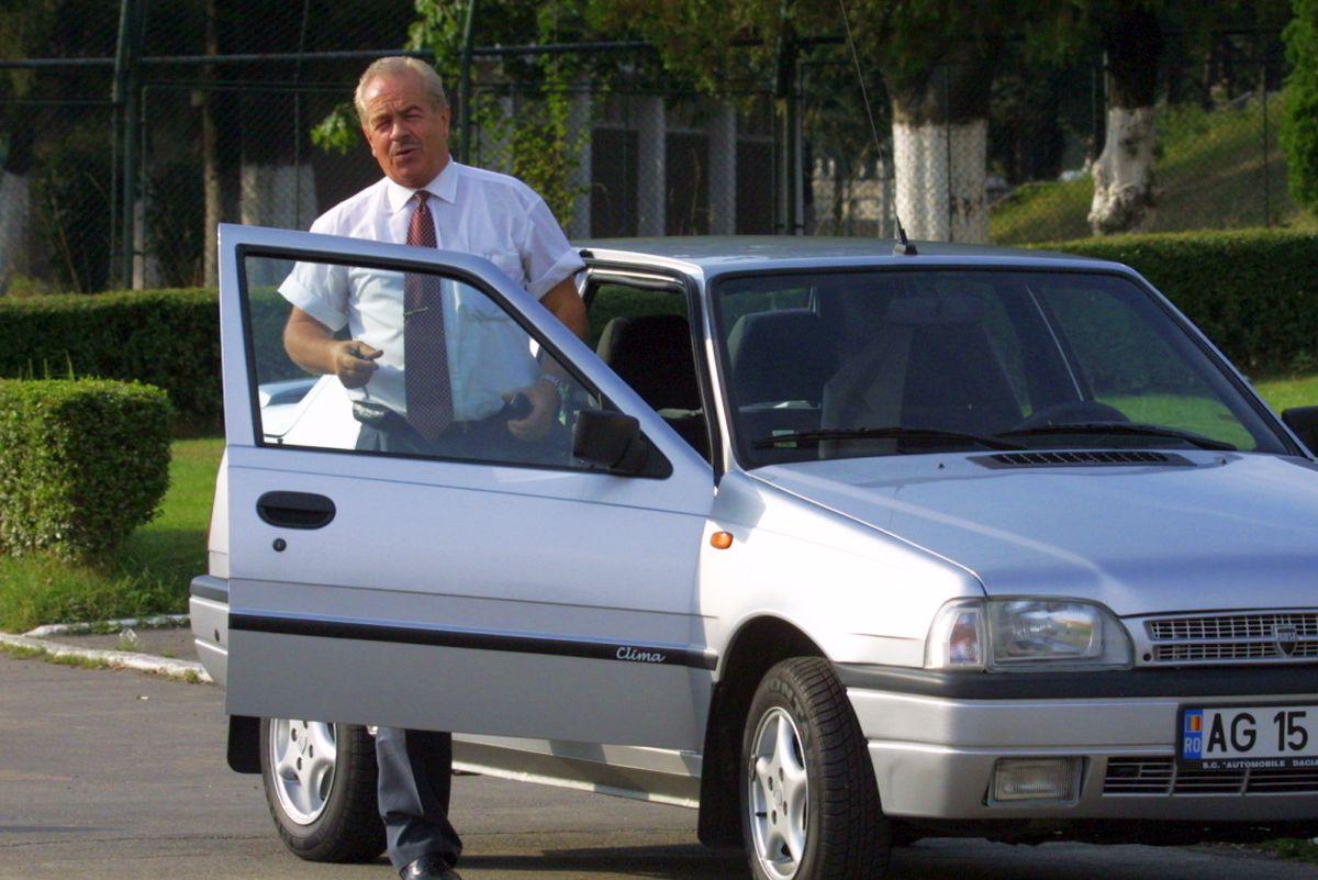 Dacia, salvată de la dispariție de un fost om de fotbal din România: „I se datorează salvarea brand-ului”