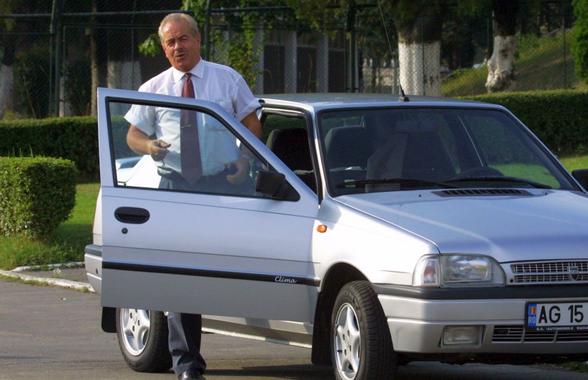 Dacia, salvată de la dispariție de un fost om de fotbal din România: „I se datorează salvarea brand-ului”