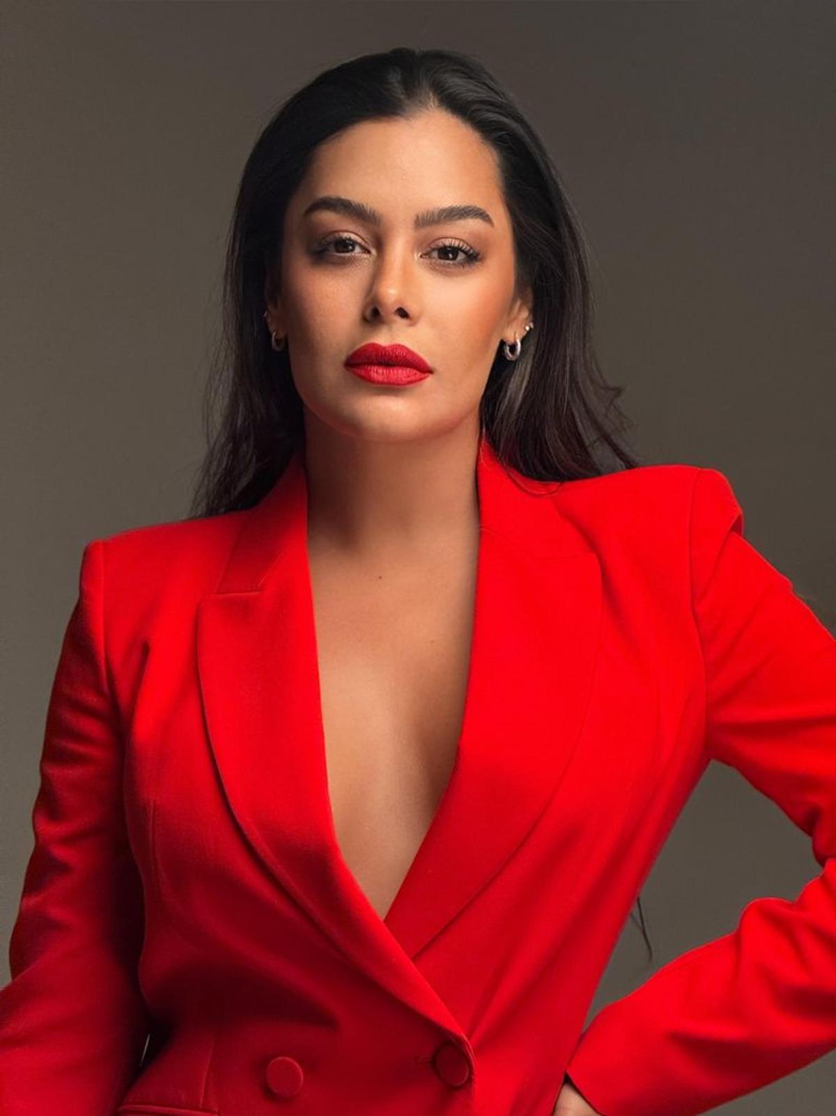 Cum arată acum Larissa Riquelme, fotomodelul devenit celebru la Mondialul din Africa de Sud
