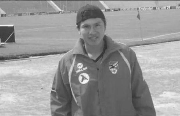 Un fotbalist a murit la 25 de ani, după ce s-a infectat cu COVID-19. La câteva ore au decedat tatăl și unchiul acestuia