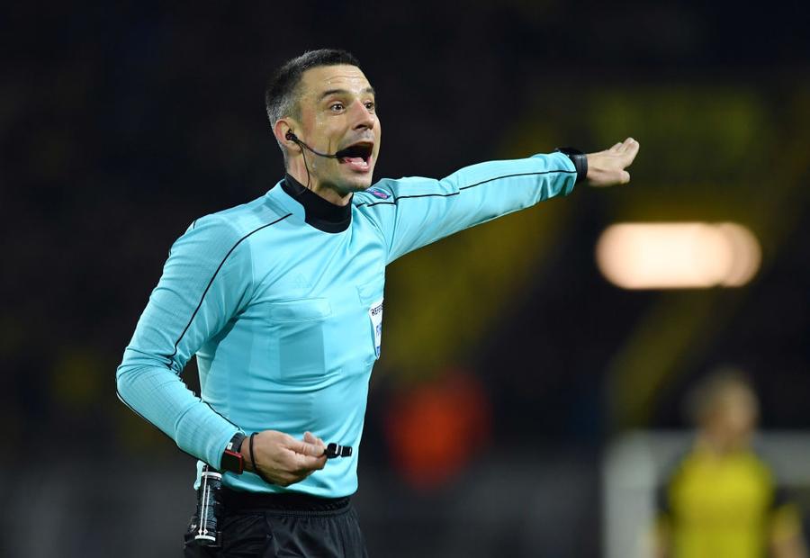 Un arbitru care a „fluierat” și în Liga Campionilor a fost arestat după o orgie! Poliția a confiscat cocaină și arme