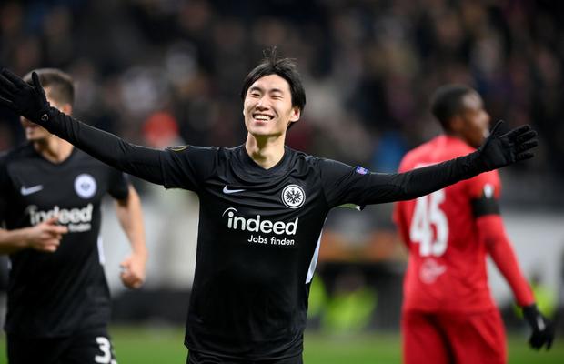Japonezul Kamada este următorul fotbalist care primește un card Moments