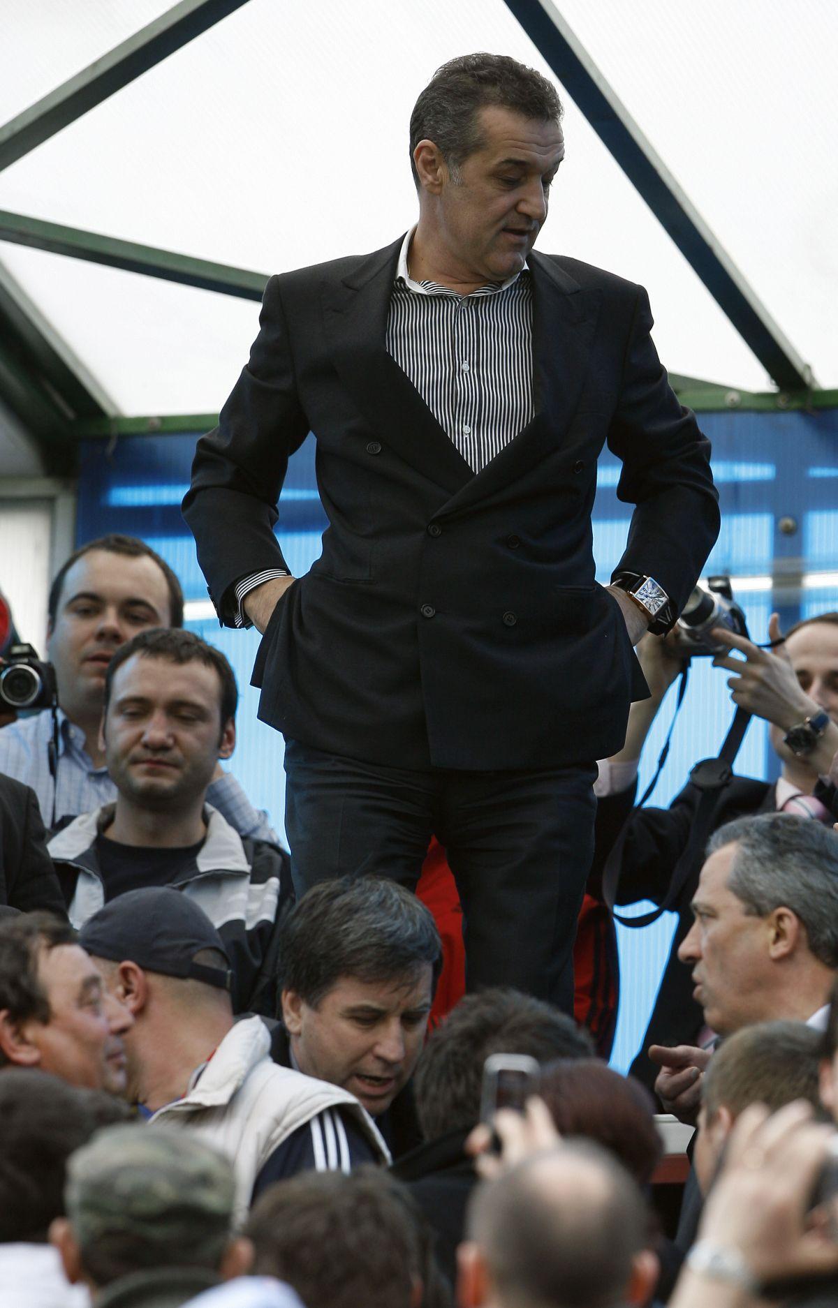 Gigi Becali - evergreen