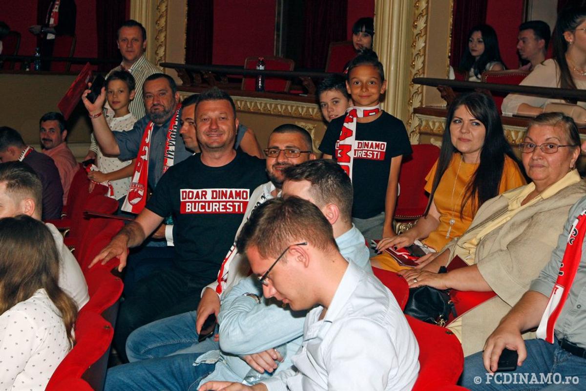 Fanii lui Dinamo iau măsuri! Anunțul făcut după ce au strâns 500.000 de euro: „Garantăm că Negoiță nu mai rămâne!”