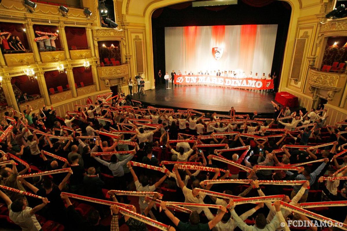 Fanii lui Dinamo iau măsuri! Anunțul făcut după ce au strâns 500.000 de euro: „Garantăm că Negoiță nu mai rămâne!”