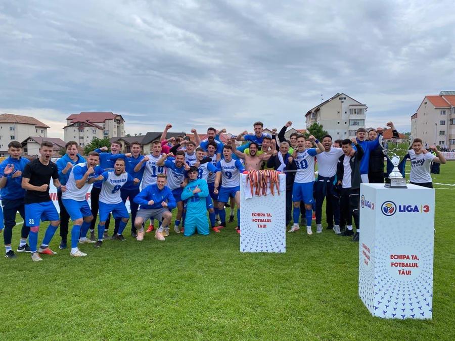 Unirea Dej împlinește 100 de ani de la înființare. Tocmai a obținut promovarea în Liga 2 Bătaie generală după barajul de promovare în Liga 2! Golul marcat la ultima fază a pornit o avalanșă de pumni și picioare
