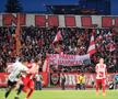 Momente incendiare la Dinamo - U Cluj » A plouat cu rachete de semnalizare în prima repriză!