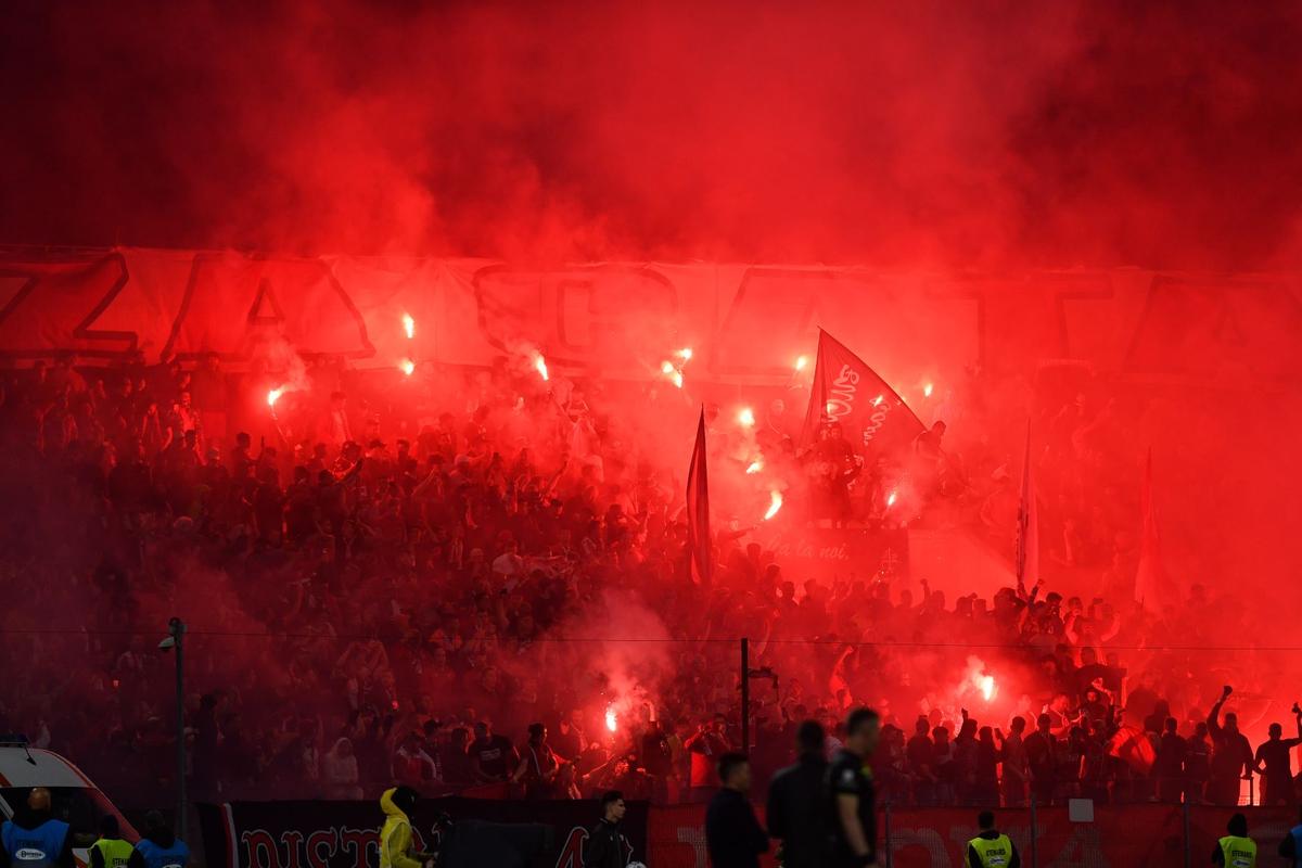 Dinamo - U Cluj, atmosferă