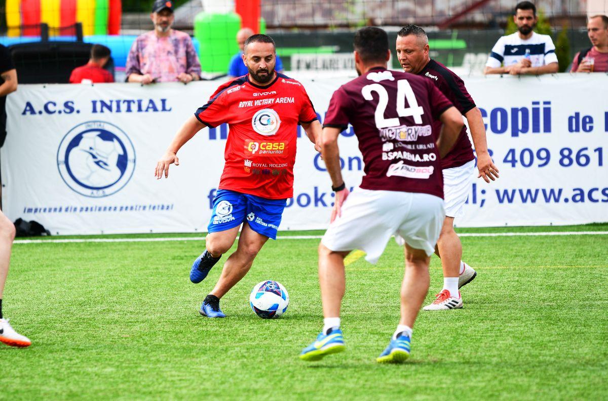 Cum s-au mișcat „UEFAantasticii” pe sinteticul din Ghencea » Imagini tari: „atleții” Rădoi, Dică, Iencsi, Niculae + cine „a rupt” cântarul