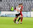 Alex Chipciu, în duel cu Ahmed Bani. Sursă foto: Imago