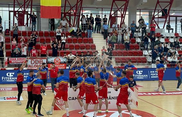 Dinamo a sărbătorit al 21-lea titlu la handbal masculin » Ce spun „dulăii” despre wild card-ul pentru Champions League