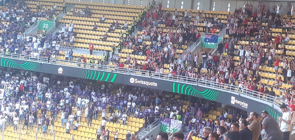 Suporteri Olympiakos - Fiorentina