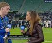Cu trofeul în pantaloni după finala Conference League! Reportera nu s-a abținut: „Interesant...”
