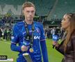 Cole Palmer, cu trofeul în pantaloni după finala Conference League