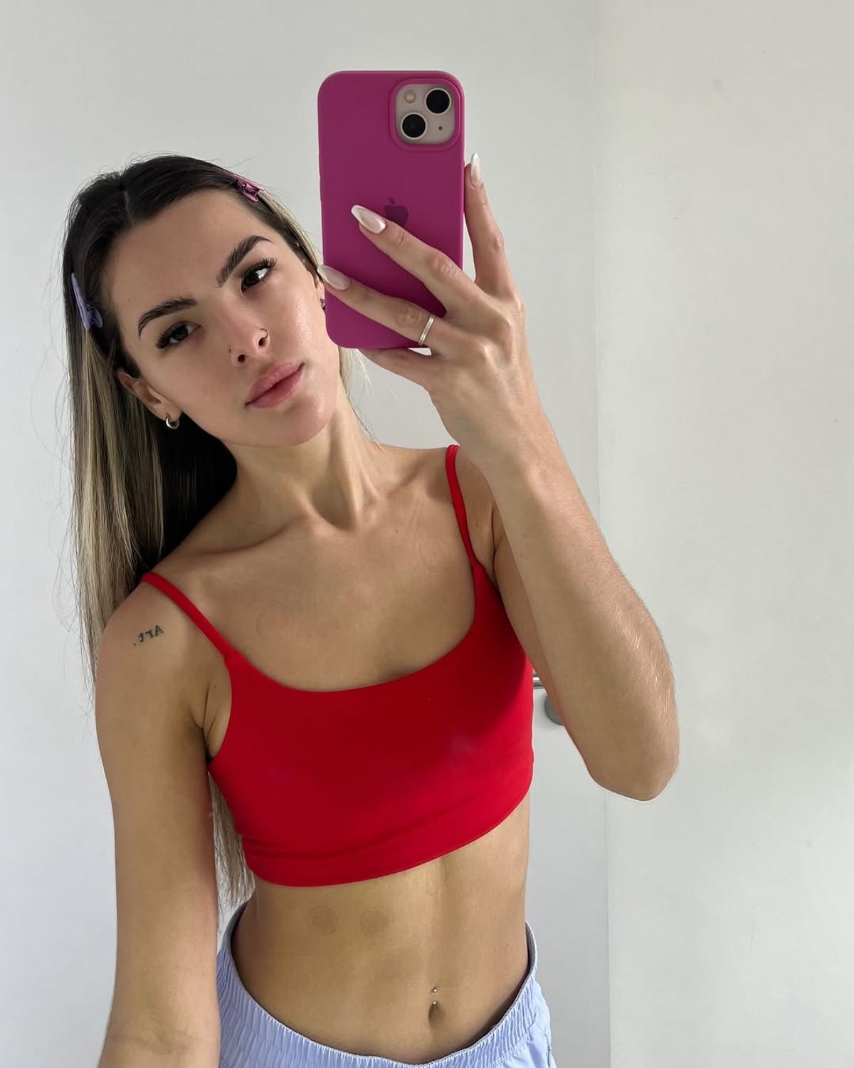 Marcela a fost concediată de club, a abandonat mingea și și-a găsit domeniul unde câștigă de 1.000 de ori mai mult: „M-am simțit trădată și de alte femei”