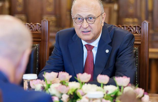 Dan Șucu s-a întâlnit cu Nicușor Dan » Ce a vorbit cu președintele României
