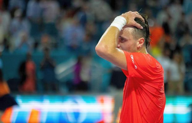 Încă o mare surpriză la Roland Garros » „Călăul” lui Djokovic din finală, eliminat de numărul 200 mondial!