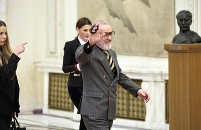 Gigi Becali vine cu schimbări legislative în Parlament: proiect prin care vrea să scape de două prevederi din fotbalul românesc