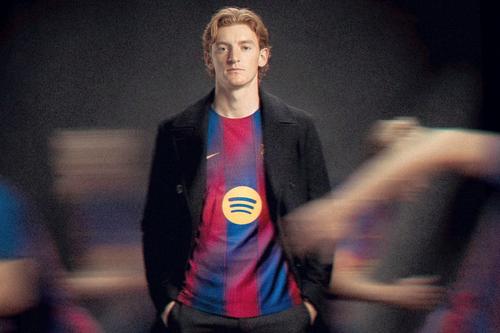 Barcelona a anunțat transferul lui Anthony Gordon