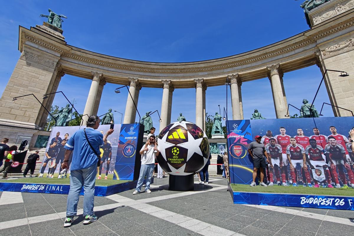 Gazeta a ajuns la finala Champions League! Festival inedit în Budapesta: 30 de lei pentru o bere, iar cash-ul este interzis » Steaua, amintită în capitala Ungariei!