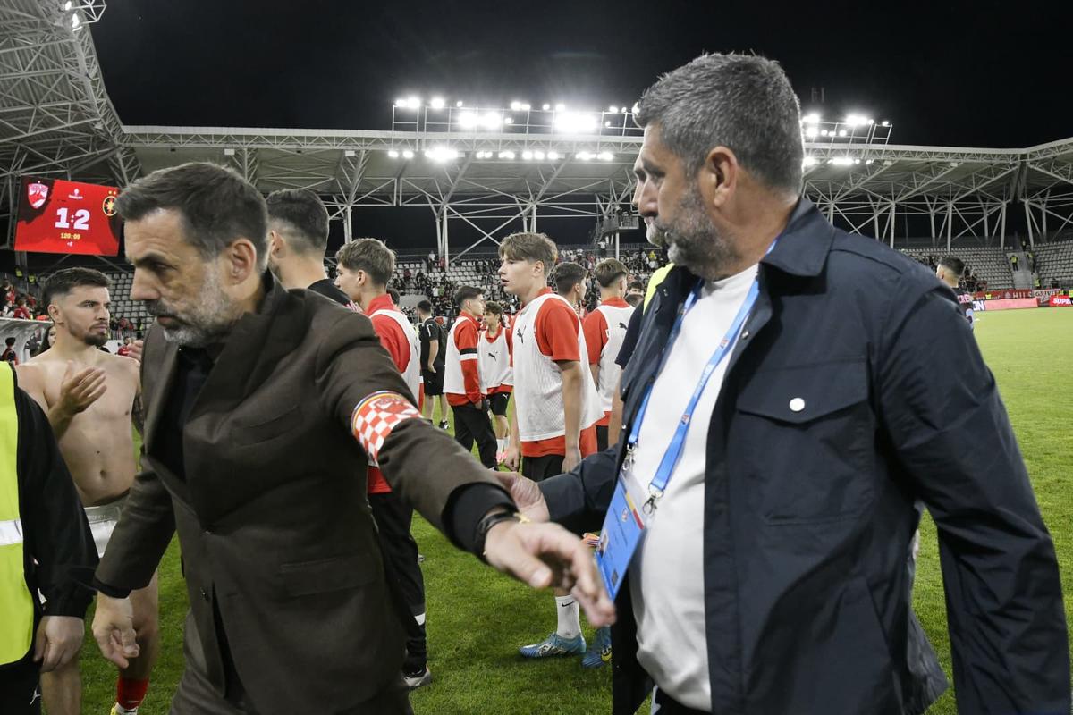 Imagini de la finalul meciului Dinamo - FCSB