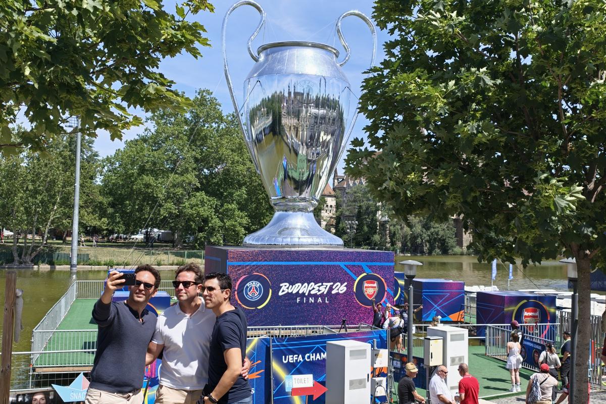 Imagini din fanzone-ul din Budapesta