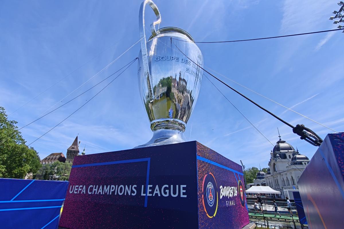 Gazeta a ajuns la finala Champions League! Festival inedit în Budapesta: 30 de lei pentru o bere, iar cash-ul este interzis » Steaua, amintită în capitala Ungariei!