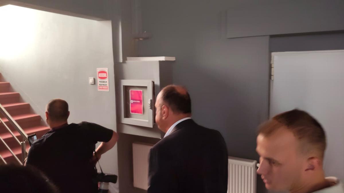 Dan Șucu a coborât în parcarea Sălii Rapid pentru a-i convinge să intre pe stadion la prezentarea lui Pancu