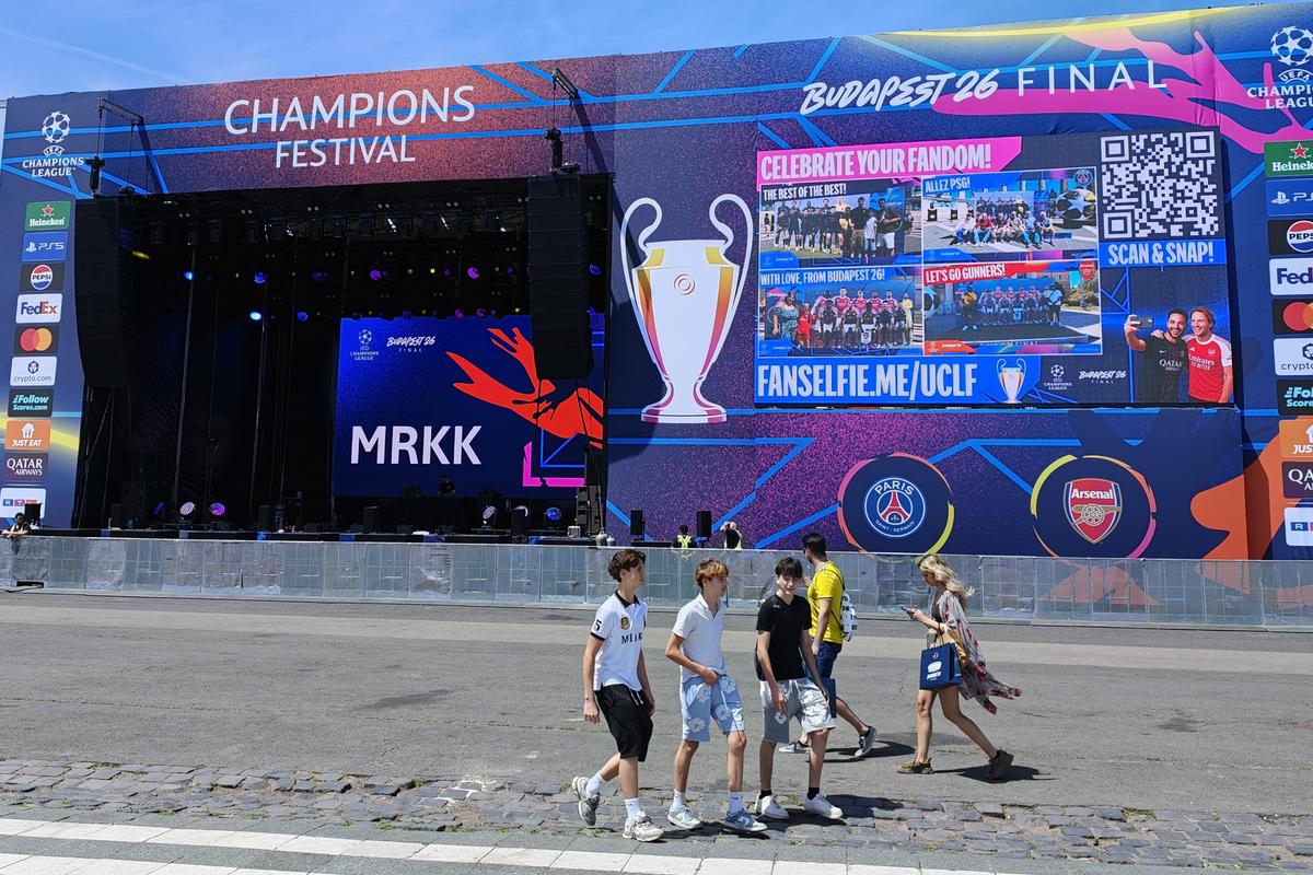 Gazeta a ajuns la finala Champions League! Festival inedit în Budapesta: 30 de lei pentru o bere, iar cash-ul este interzis » Steaua, amintită în capitala Ungariei!