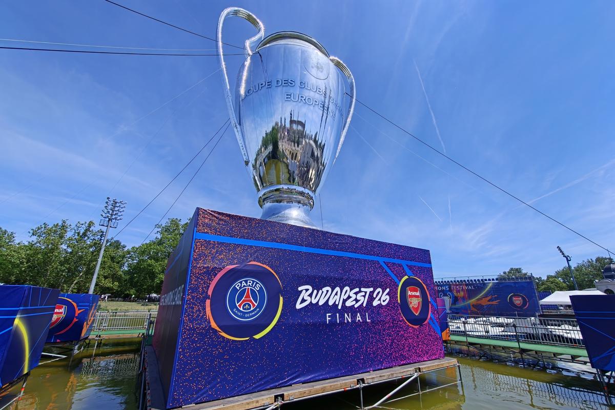 Gazeta a ajuns la finala Champions League! Festival inedit în Budapesta: 30 de lei pentru o bere, iar cash-ul este interzis » Steaua, amintită în capitala Ungariei!