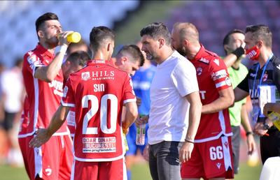 DINAMO. Cornel Dinu nu a iertat pe nimeni: „Gloabe aduse pe comisioane! M-au făcut cotârlele alea din teren să mă răzbun pe câinii mei”