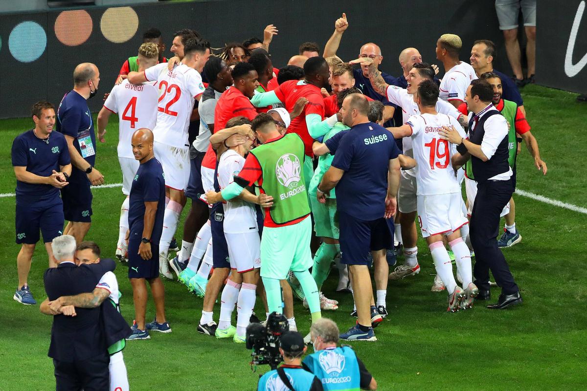 Tristețe și bucurie după Franța - Elveția pe Arena Națională // FOTO: Imago & Guliver/GettyImages