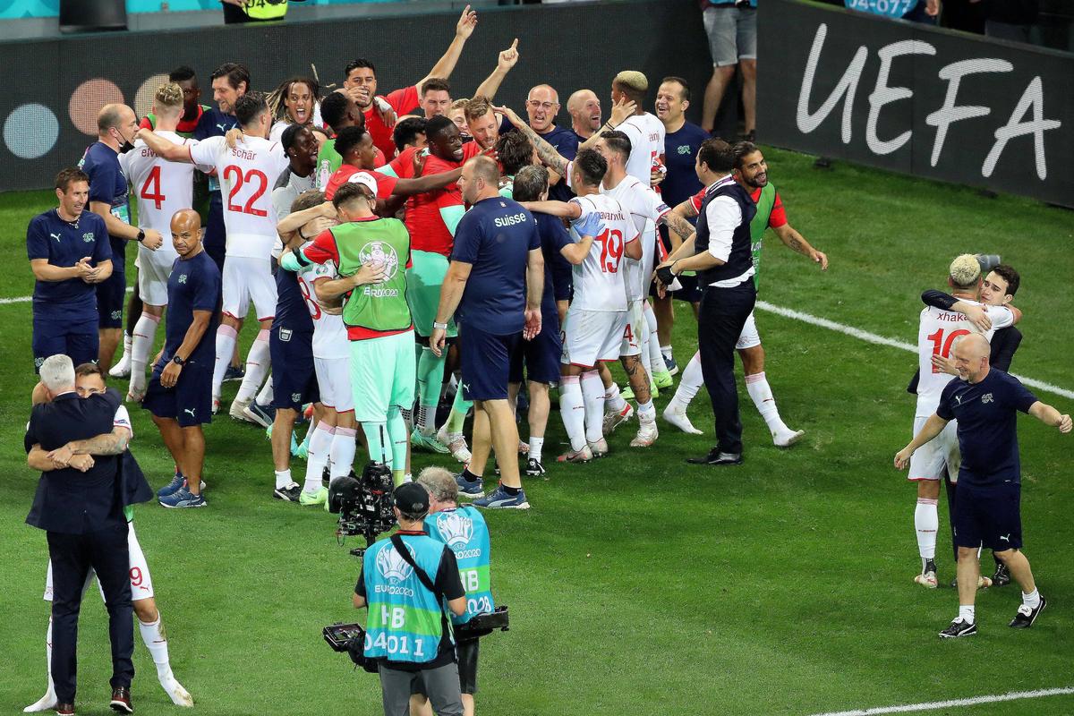 Tristețe și bucurie după Franța - Elveția pe Arena Națională // FOTO: Imago & Guliver/GettyImages