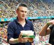 Gică Popescu și Cristi Balaj au urmărit Franța - Elveția din mijlocul suporterilor. FOTO: Gazeta Sporturilor